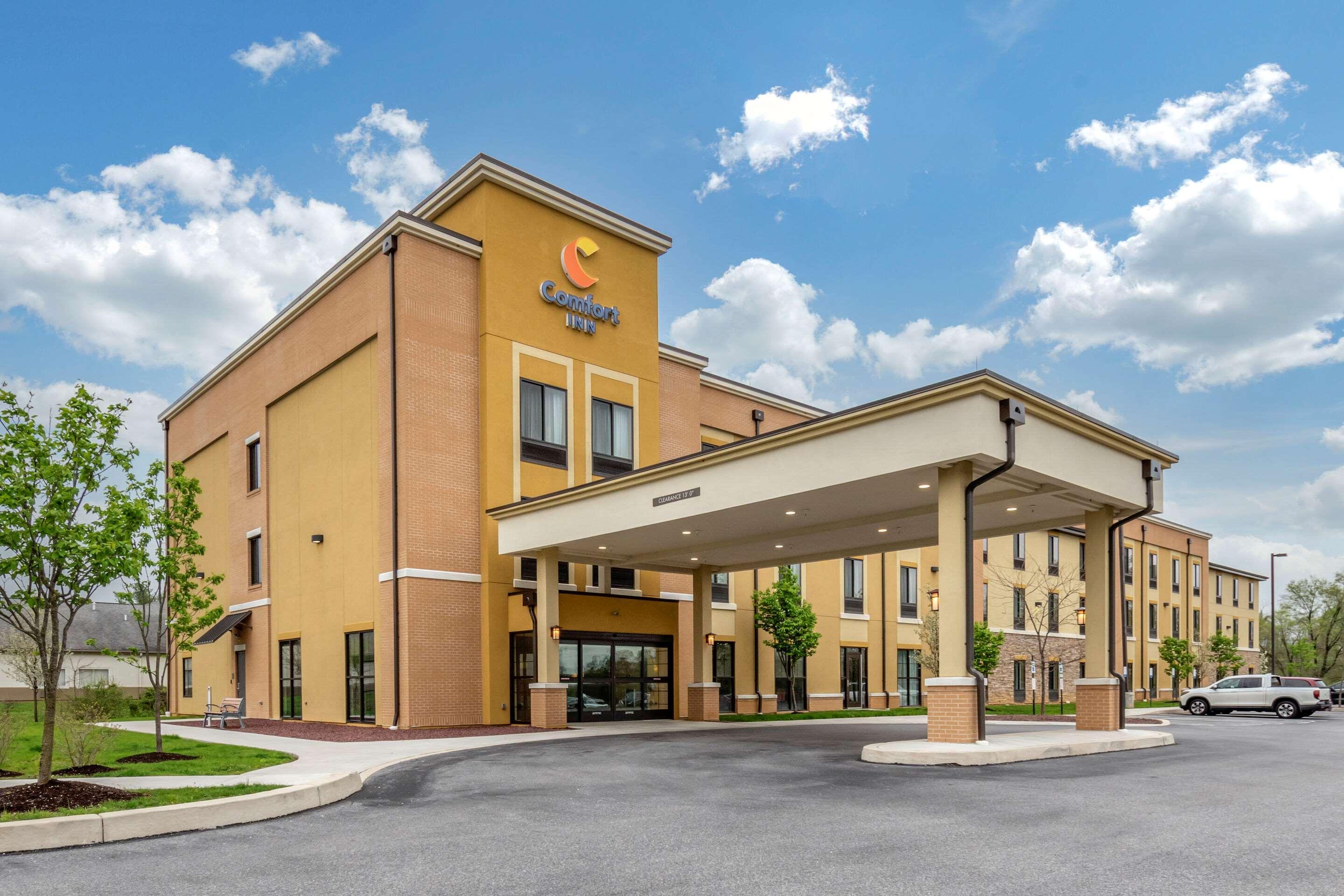 Comfort Inn Pa Turnpike - I-81 Carlisle Exterior photo